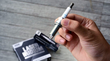 Busi NGK Laser Iridium