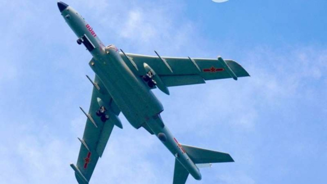 Ilustrasi - Pesawat bomber terbaru China tipe H-6