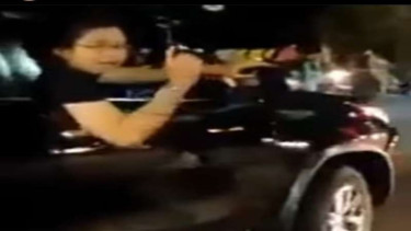 Viral pengendara Fortuner mengacungkan senjata api
