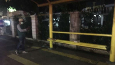 Temuan benda mencurigakan di halte depan depan Gereja GPIB Effatha Melawai