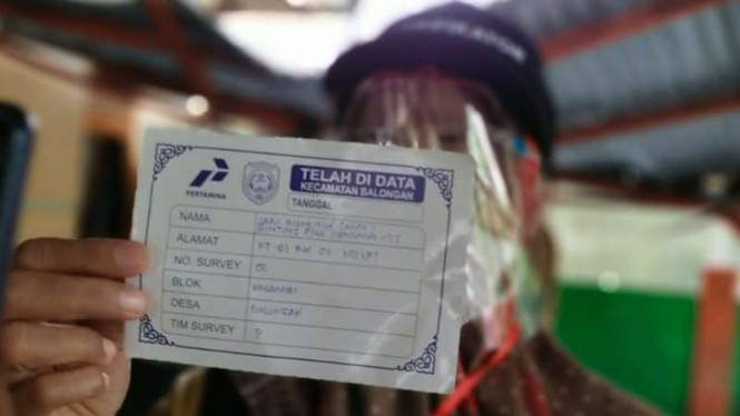 Warga yang propertinya rusak karena kebakaran Kilang Balongan Pertamina.