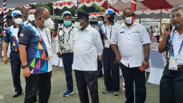 Bupati Jayapura, Mathius Awoitauw menerima Kunjungan Ketua KONI Pusat.