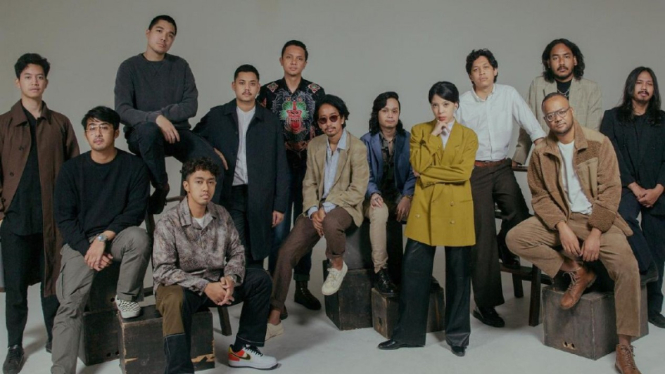 Kolaborasi Feast dan sejumlah musisi.