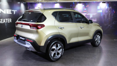 Mobil Kia Sonet 7 Seater meluncur di Indonesia