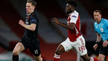 Duel Arsenal vs Slavia Praha.