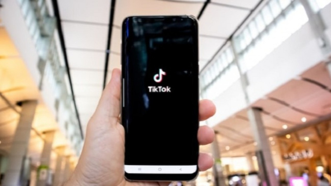 Ilustrasi TiKtok | Olivier Bergeron on Unsplash.com