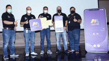 Launching aplikasi M-Syariah dari Bank Mega Syariah.
