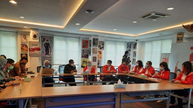 KPK sambangi kantor DPP PSI.