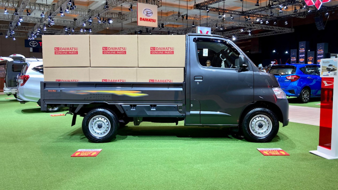 Mobil Daihatsu Gran Max