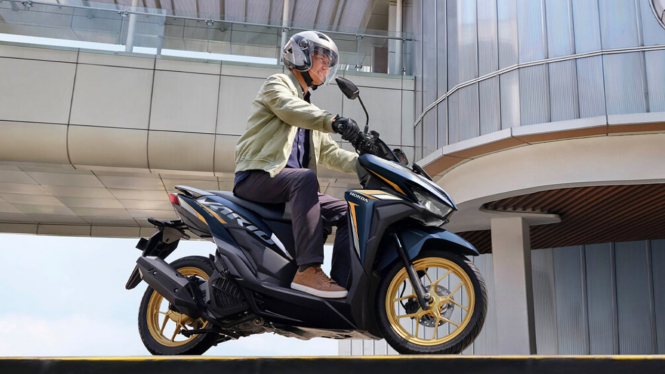 Sepeda motor Honda Vario 125 warna baru