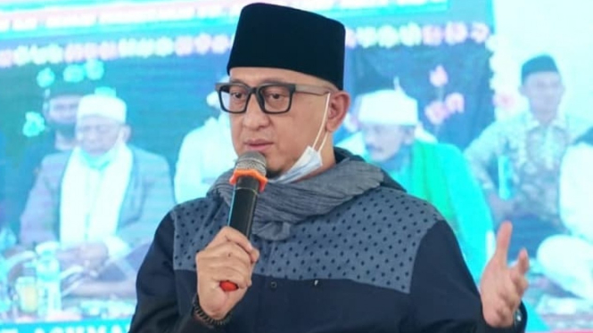 Ustaz Zacky Mirza.