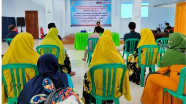 Edukasi Pembukuan oleh PMM UMM di Desa Karangduren.