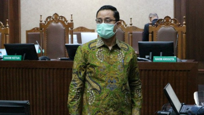 Eks Mensos Juliari Batubara dalam persidangan