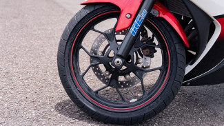 Banyak yang Belum Tahu, Umur Ban Motor Ternyata Ada Batasnya