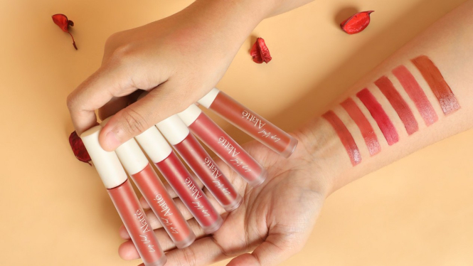 Lip Veil