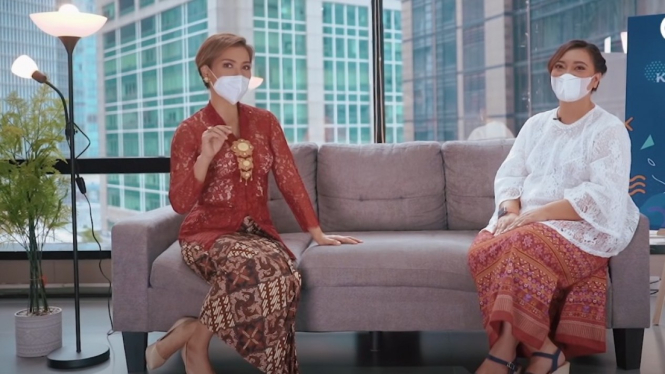 Hilda dan Nadia Mulya
