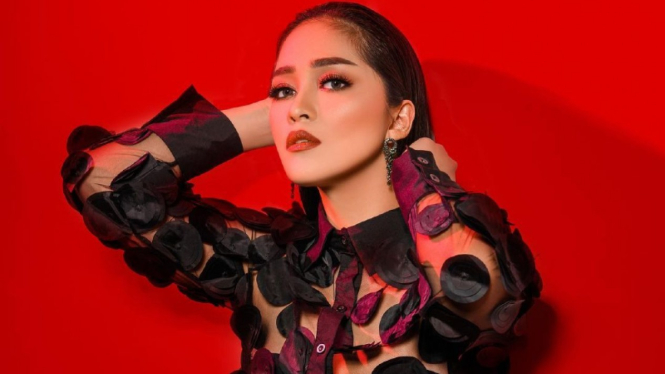 Gracia Indri.