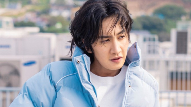 Lee Kwang Soo.