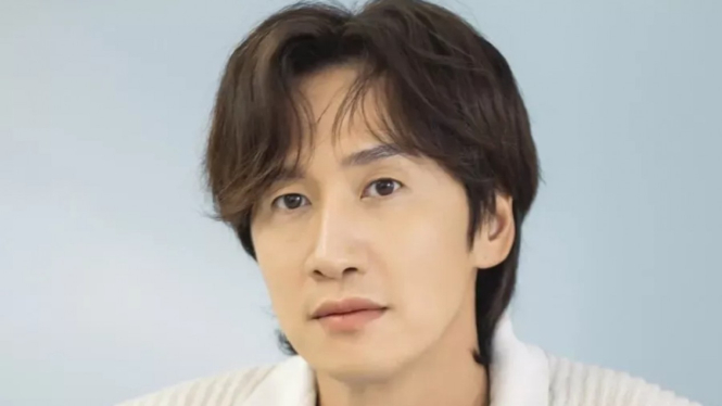 Lee Kwang Soo.