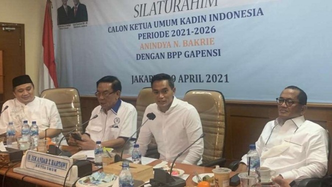 Calon Ketua Umum Kadin Anindya Bakrie, dengan BPP Gapensi.