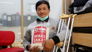 Qomarudin penerima zakat fitrah