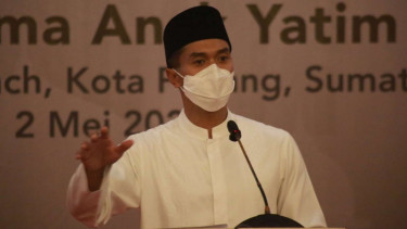 Calon Ketua Umum Kadin Anindya Bakrie di Padang, Sumatera Barat.