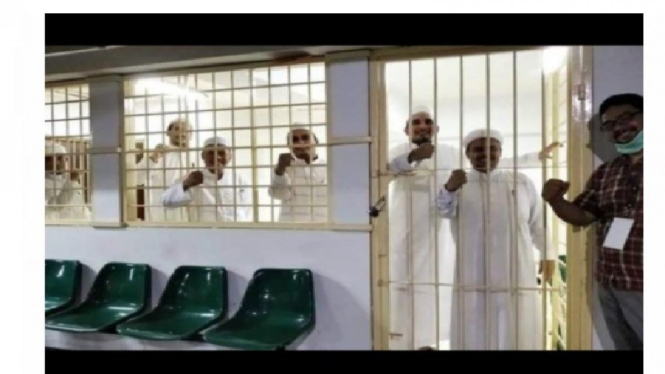 Habib Rizieq di penjara
