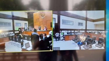 Sidang lanjutan perkara swab test Habib Rizieq di PN Jakarta Timur.