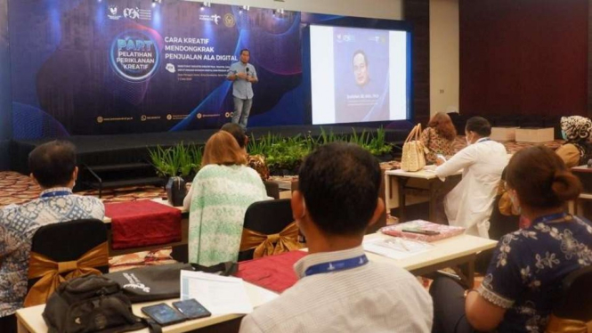 Pelatihan oleh Kementerian Pariwisata Ekonomi Kreatif