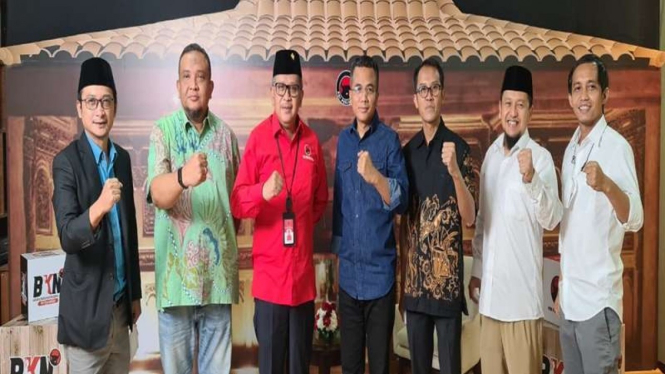 Sekjen partai politik koalisi berkumpul