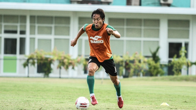 Bek PSS Sleman, Arthur Irawan