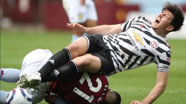 Bek sekaligus kapten Manchester United, Harry Maguire. 