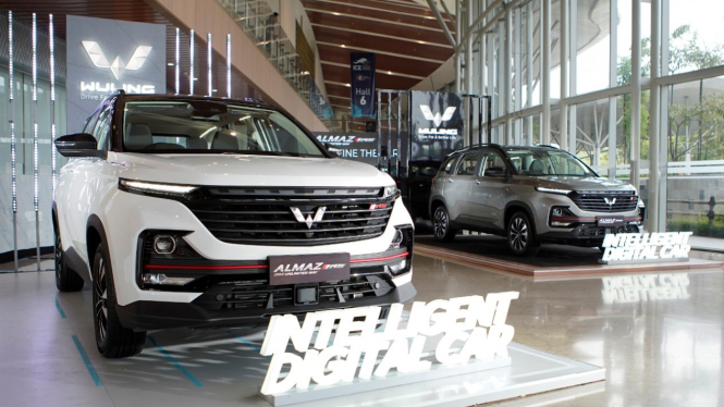 Wuling Almaz RS