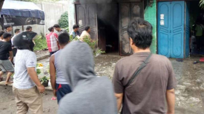 Ruko di Medan terbakar.