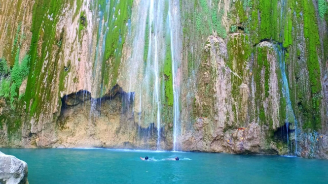 Wisata Air Terjun Sutra Cunca Siwa di Manggarai Flores, NTT