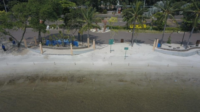 Ancol ditutup.