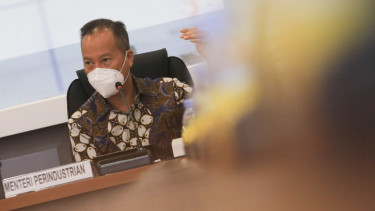 Menperin Agus Gumiwang Kartasasmita