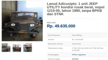 Lelang mobil jip perang M151 di Yogyakarta