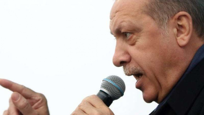 VIVA Militer: Presiden Turki, Recep Tayyip Erdogan