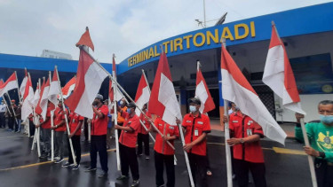 Peringatan Hari Kebangkitan Nasional di Terminal Tirtonadi Solo, Jateng.