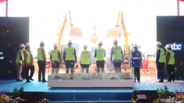Groundbreaking pabrik pertama di KIT Batang.