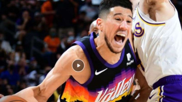 Pemain Phoenix Suns, Devin Booker.
