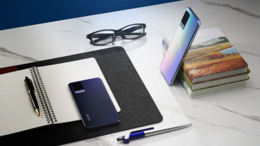 Vivo V21 5G.