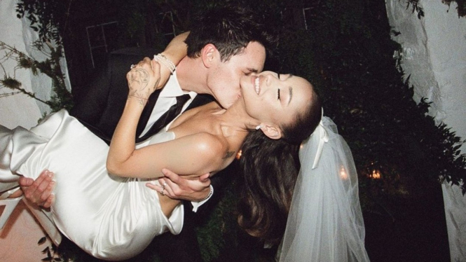 Ariana Grande dan Dalton Gomez