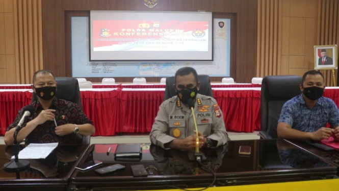 Konferensi Pers Polda Maluku.