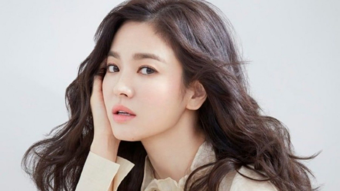 Song Hye Kyo.