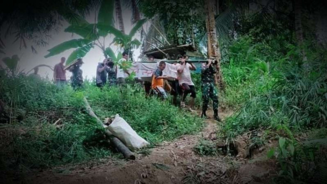 VIVA Militer: Prajurit Yonif Mekanis 643/WNS.