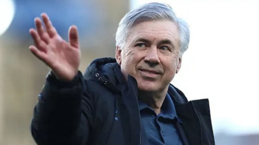 Juru taktik Real Madrid, Carlo Ancelotti.