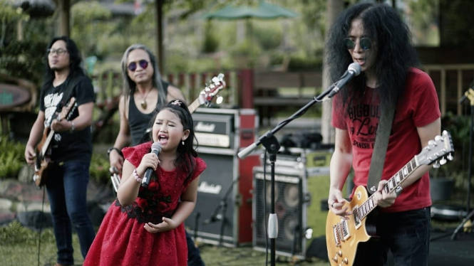 John Paul Ivan dan Prisa
