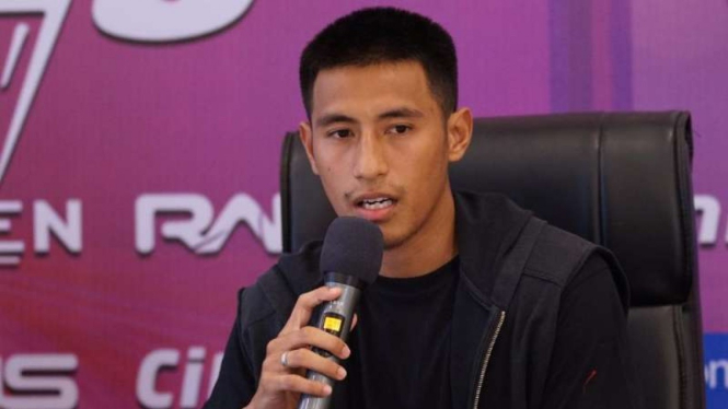 Gelandang Arema FC, Hanif Sjahbandi
